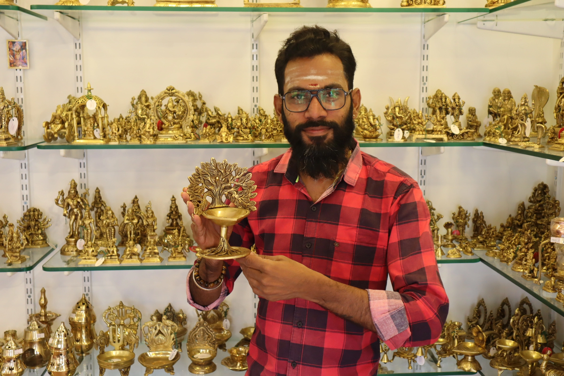  Adyarhandicrafts avatar